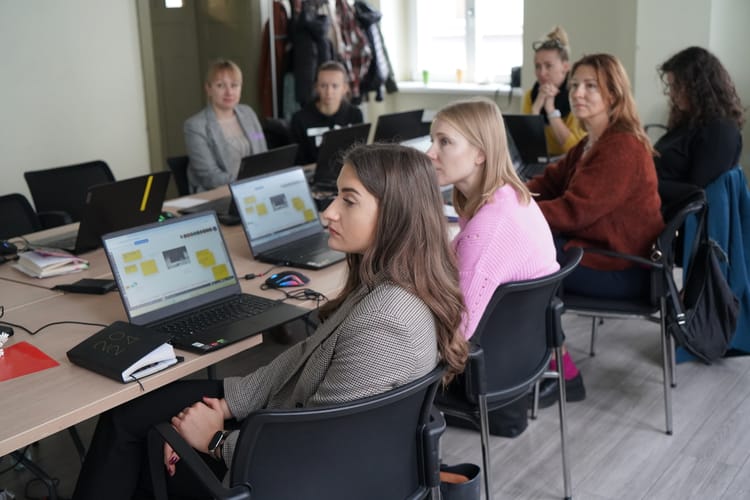 Liderki i liderzy cyfrowej edukacji szkolnej